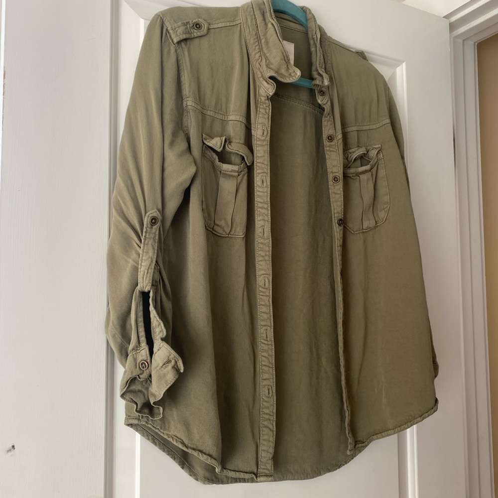 Soft Mossimo (Target) army green button up, size medium but fits XS-M